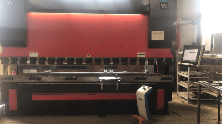 Precision CNC Press Brake machine for industrial metal sheet bending
