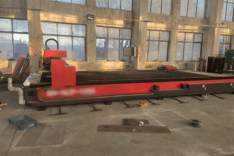 20000W Industrial CNC laser cutting machine for metal sheet processing